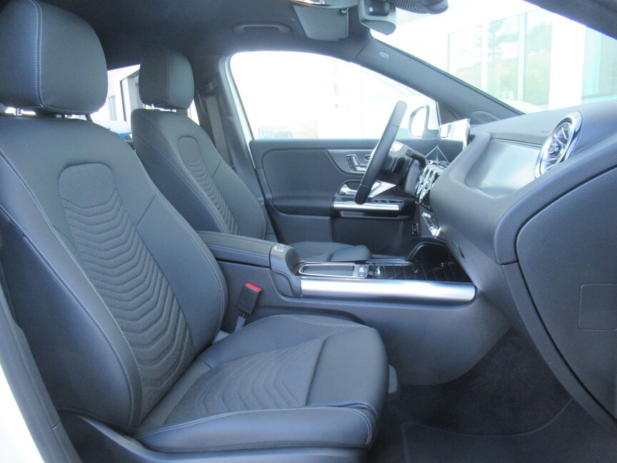 Mercedes-Benz EQA 250+