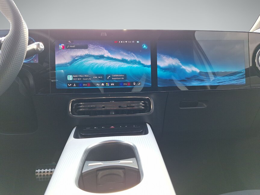 Mercedes-Benz GLB 250+ mit EQ Technologie