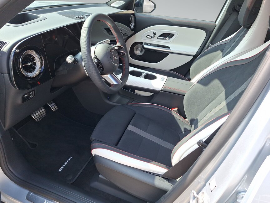 Mercedes-Benz GLB 250+ mit EQ Technologie