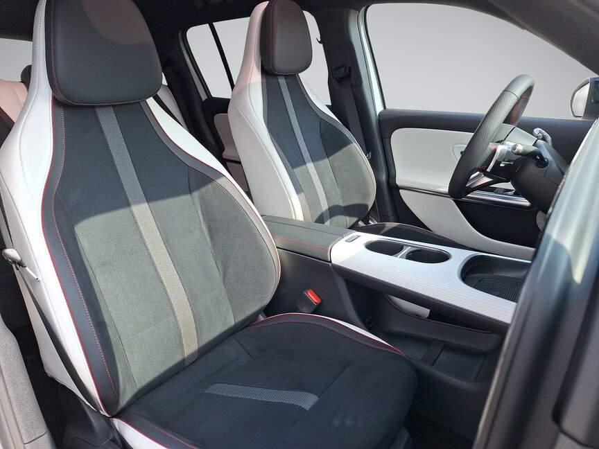 Mercedes-Benz GLB 250+ mit EQ Technologie