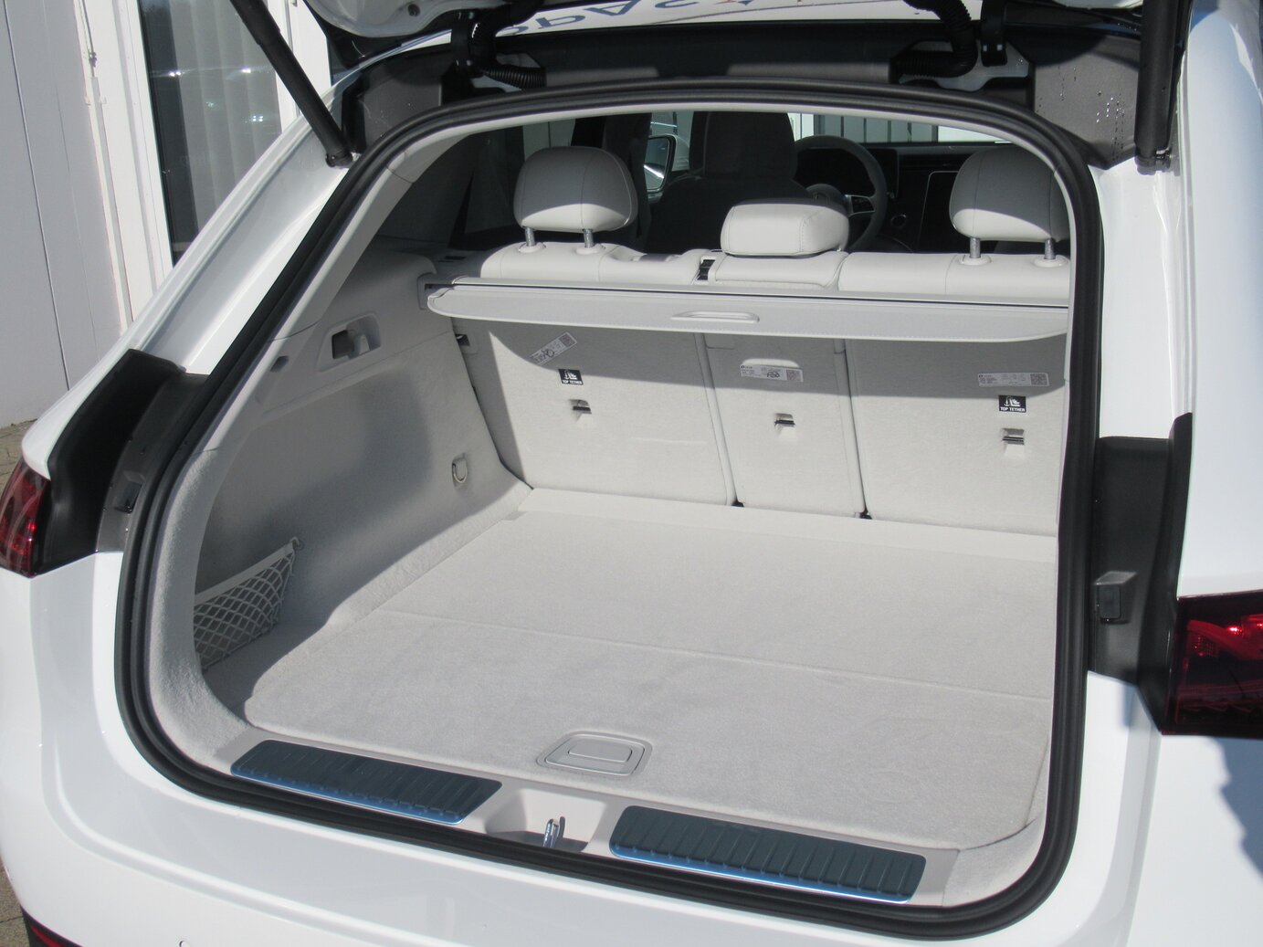 Mercedes-Benz EQE 300 SUV Österreich Edition