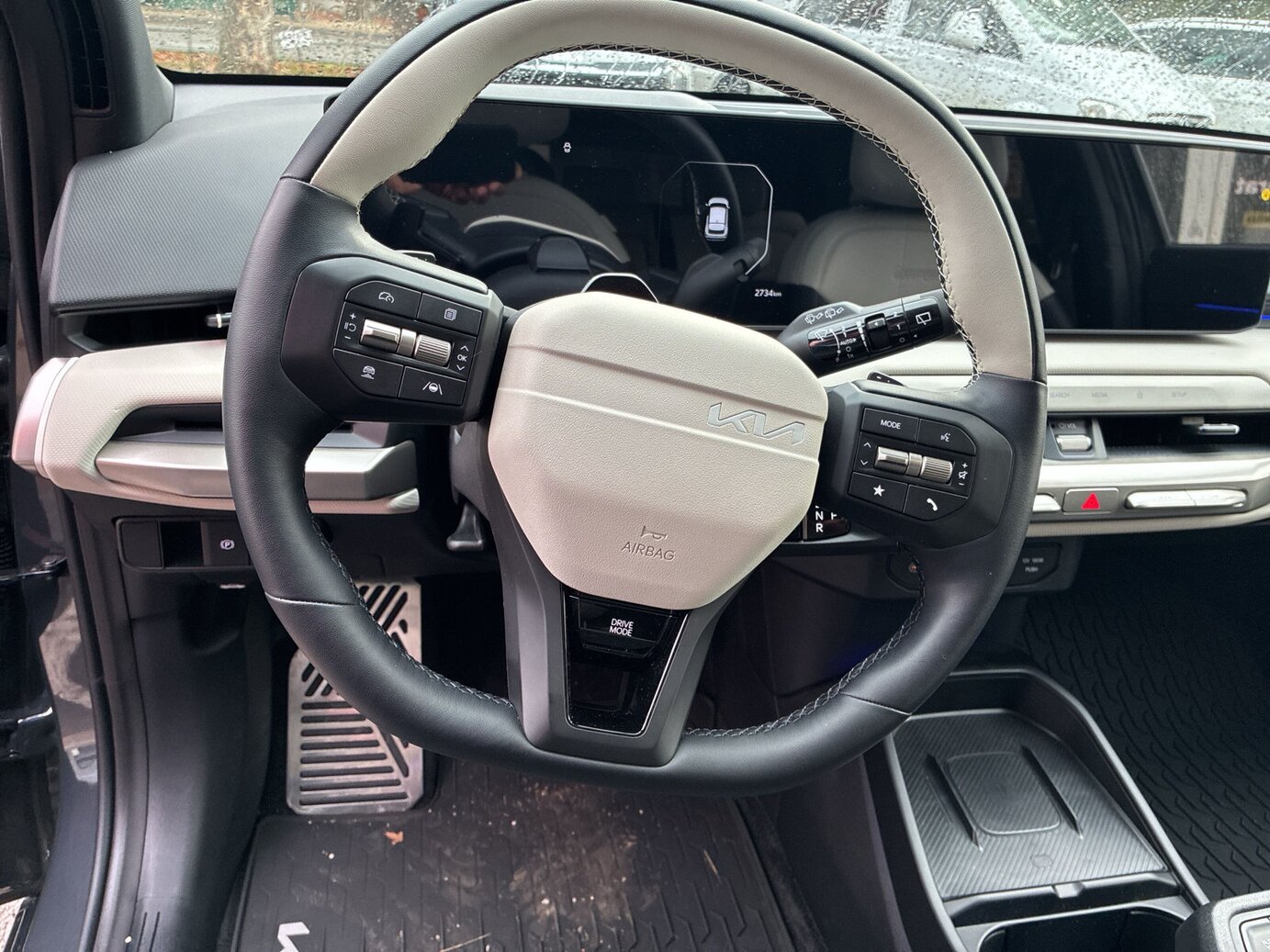 Kia EV4 HATCHBACK LR