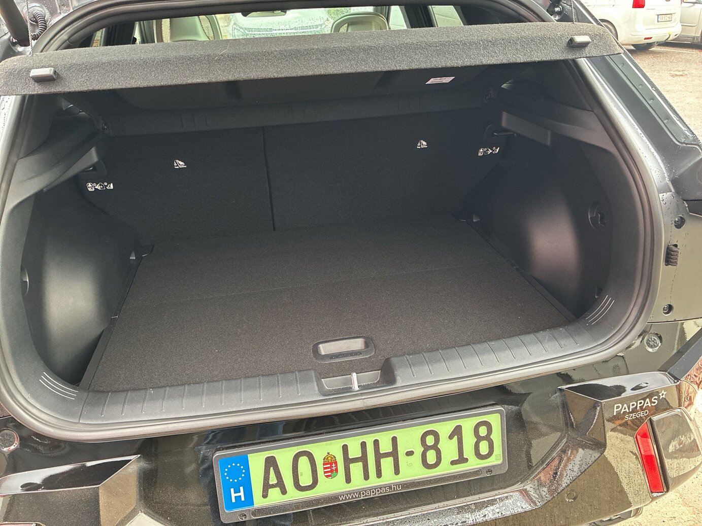 Kia EV4 HATCHBACK LR