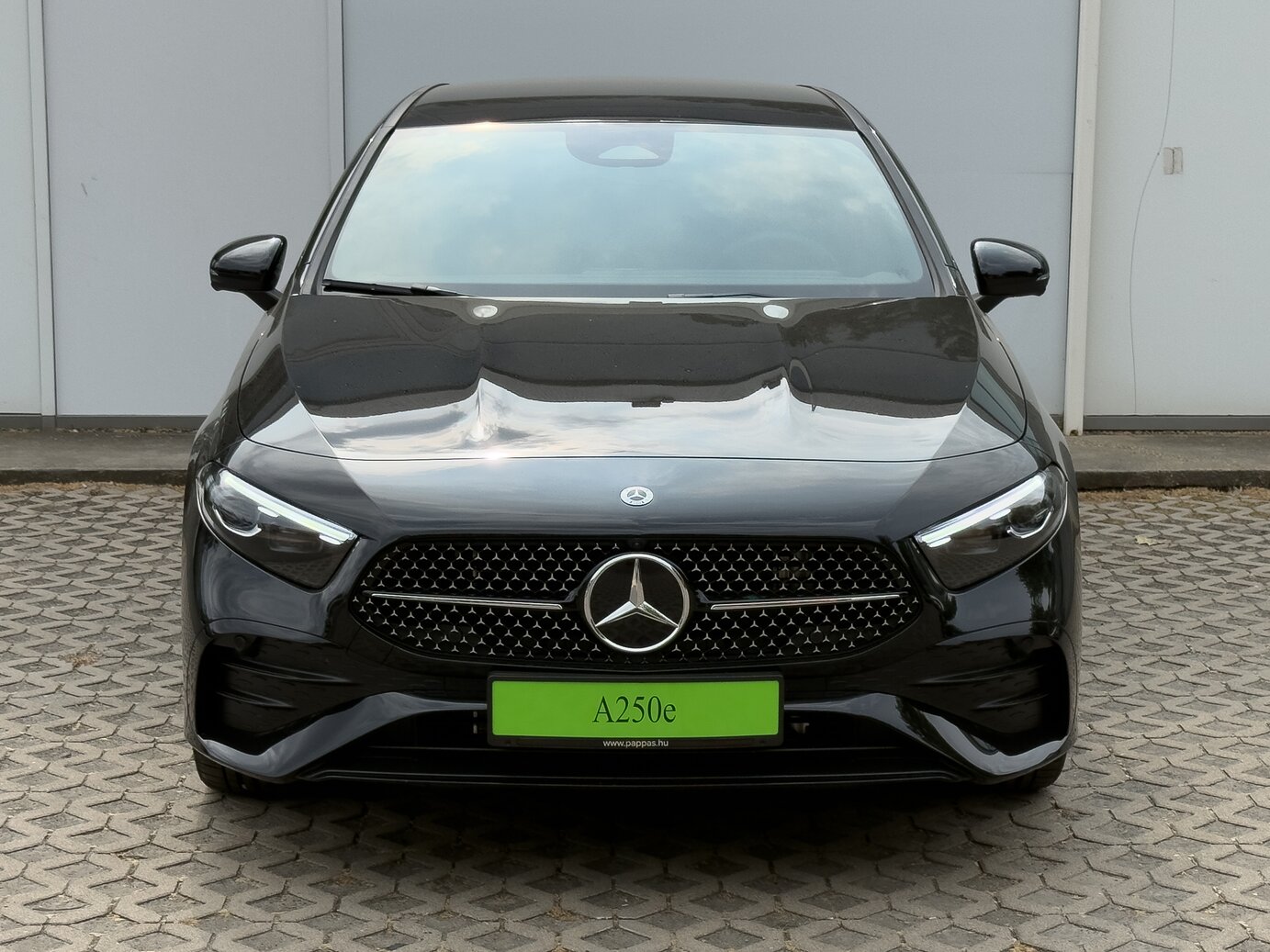 Mercedes-Benz A 250 e Kompaktlimousine mit EQ Hybrid Technologie