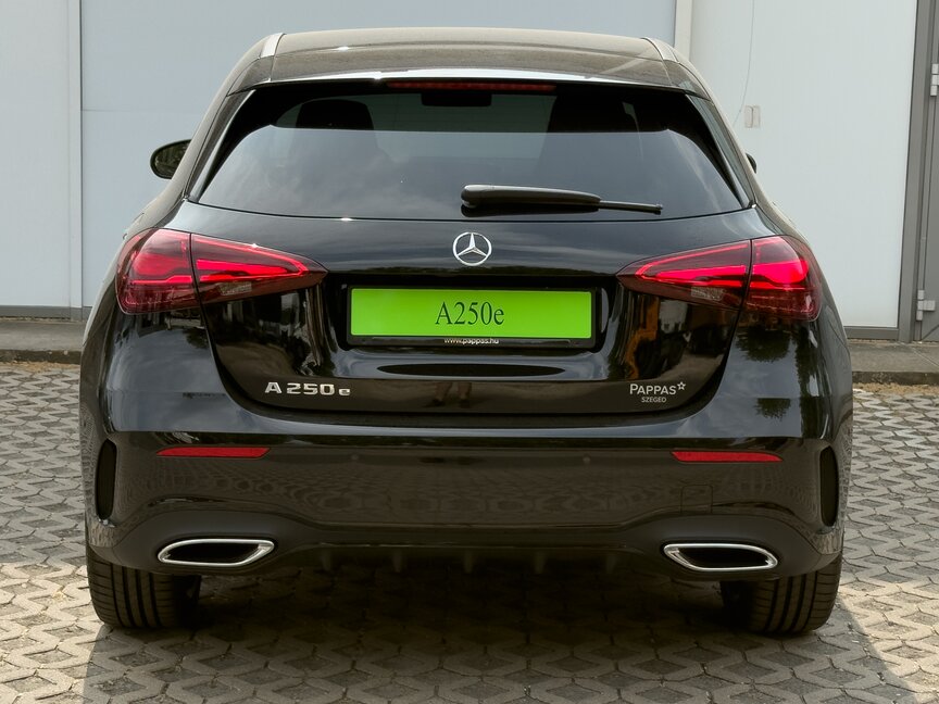 Mercedes-Benz A 250 e Kompaktlimousine mit EQ Hybrid Technologie