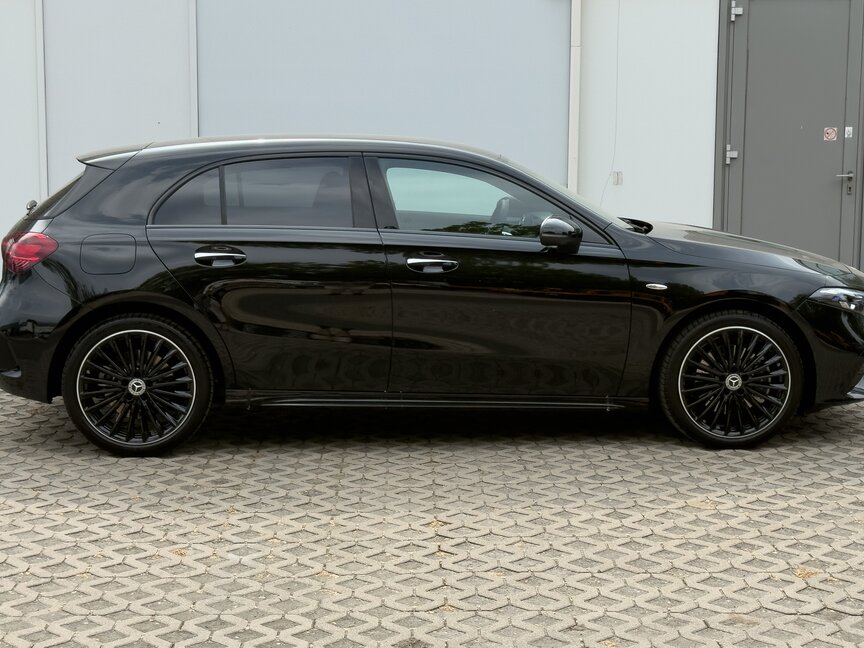 Mercedes-Benz A 250 e Kompaktlimousine mit EQ Hybrid Technologie