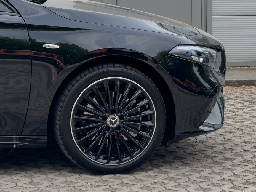 Mercedes-Benz A 250 e Kompaktlimousine mit EQ Hybrid Technologie