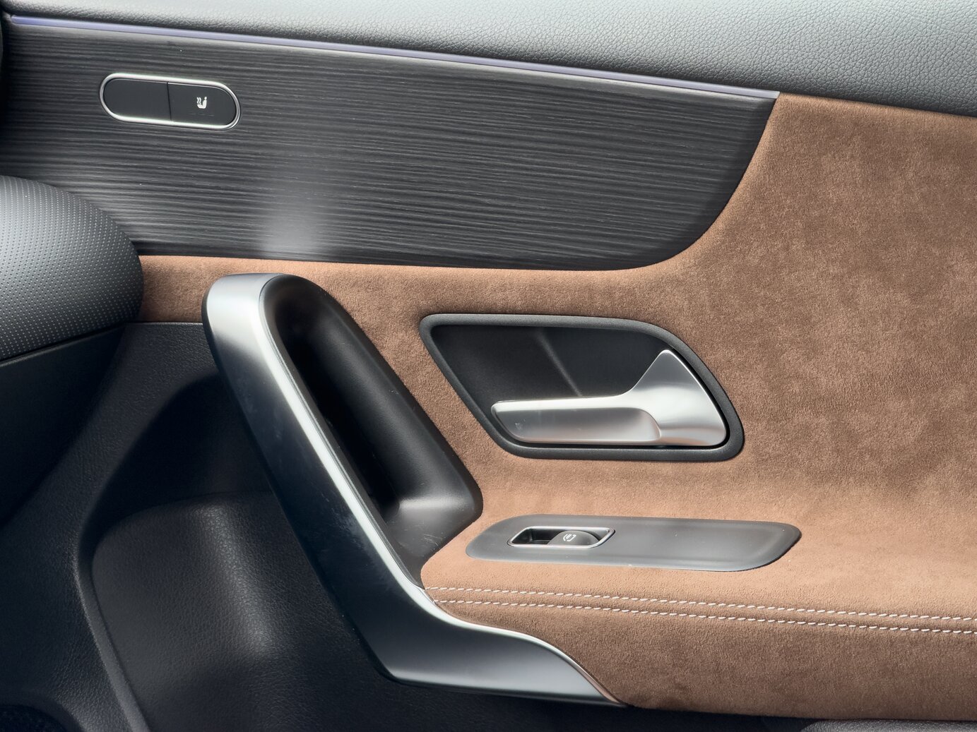 Mercedes-Benz A 250 e Kompaktlimousine mit EQ Hybrid Technologie