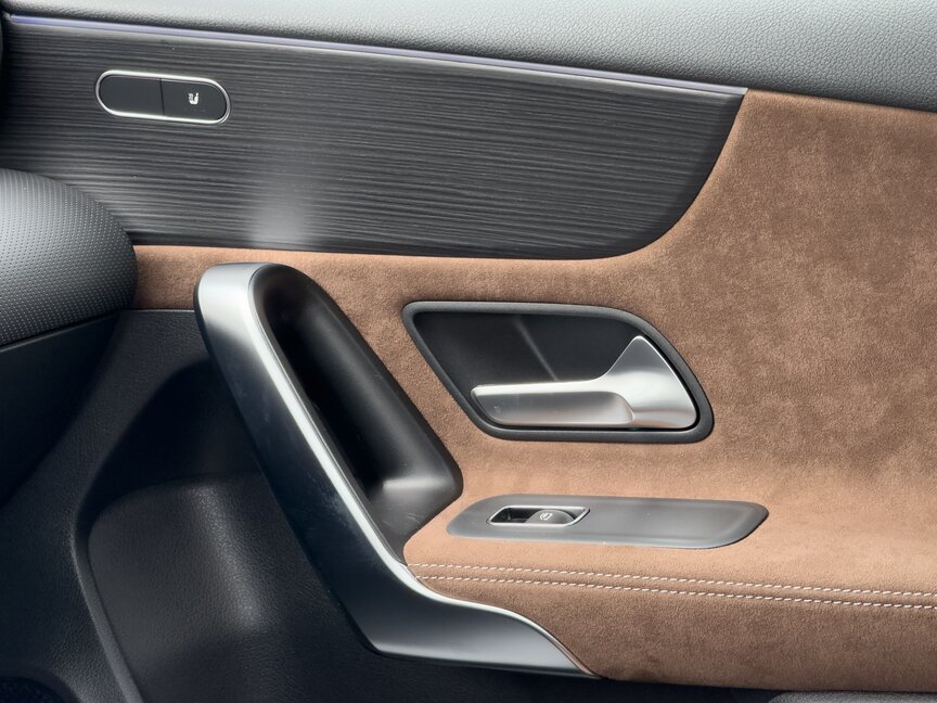 Mercedes-Benz A 250 e Kompaktlimousine mit EQ Hybrid Technologie