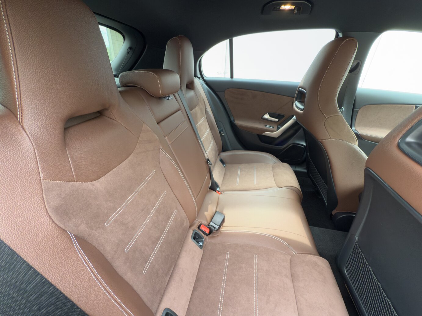 Mercedes-Benz A 250 e Kompaktlimousine mit EQ Hybrid Technologie