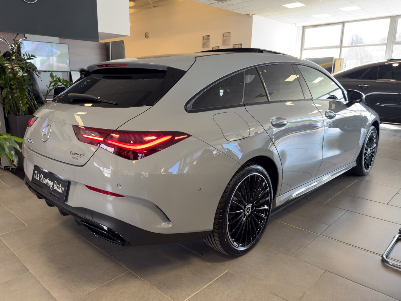 Mercedes-Benz CLA 250 e Shooting Brake mit EQ Hybrid Technologie