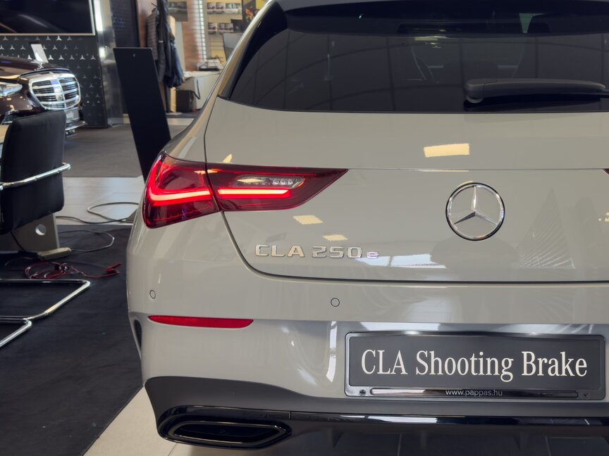Mercedes-Benz CLA 250 e Shooting Brake mit EQ Hybrid Technologie