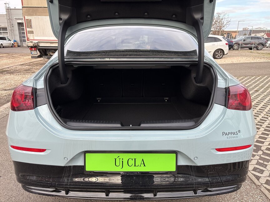 Mercedes-Benz CLA 250+ mit EQ Technologie