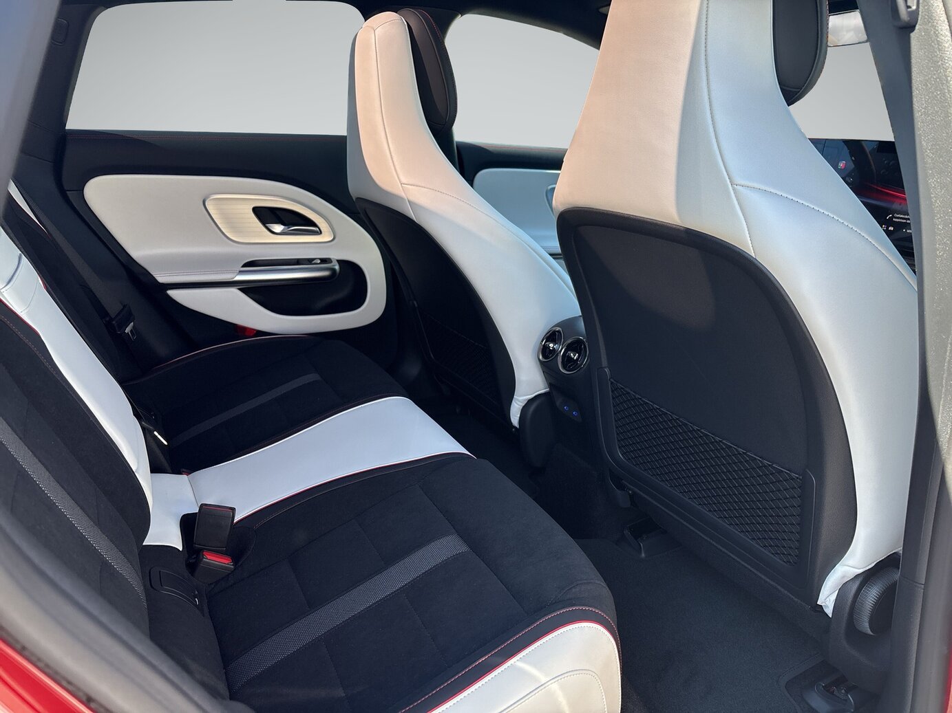 Mercedes-Benz CLA 250+ Shooting Brake mit EQ Technologie