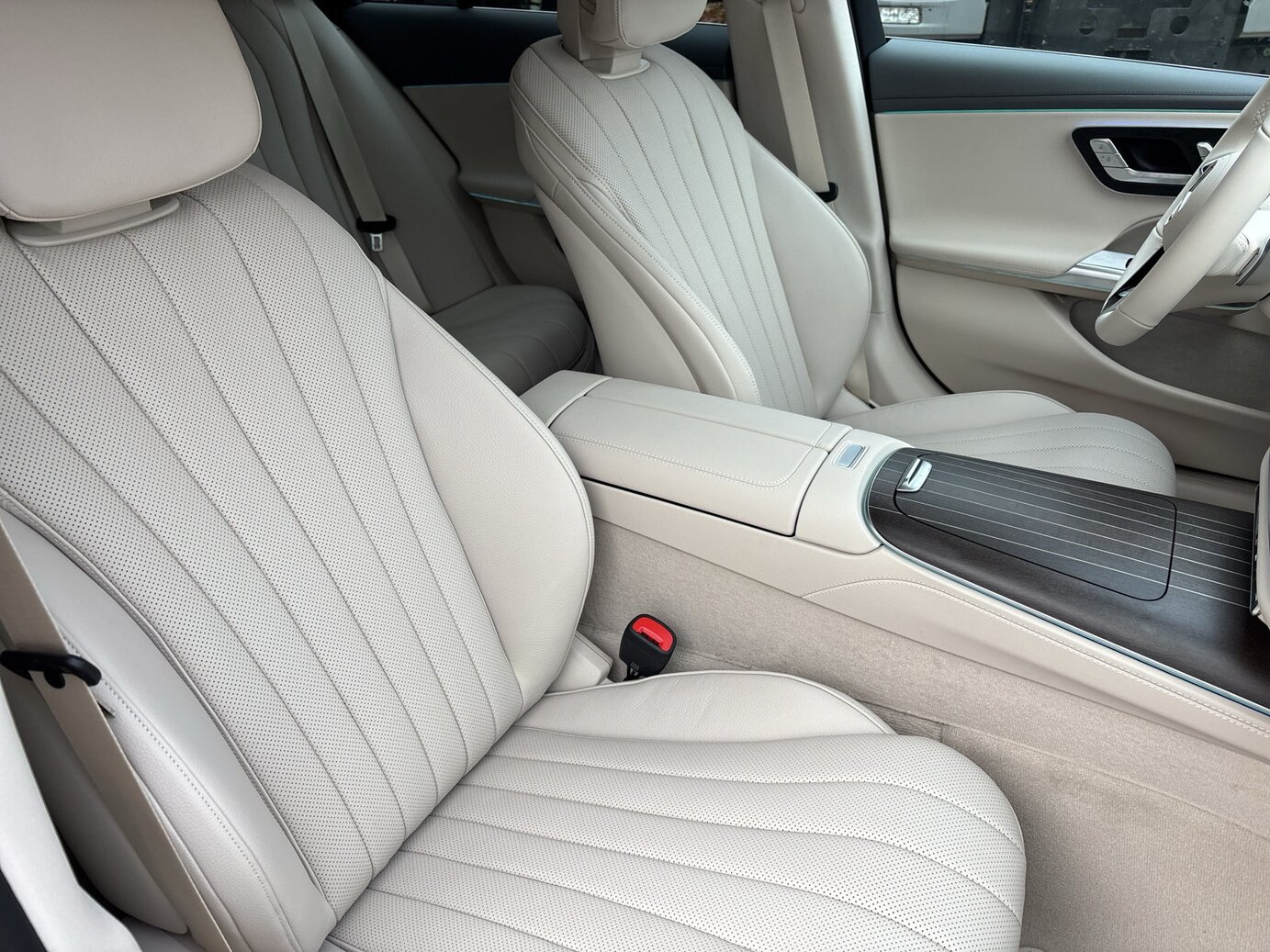 Mercedes-Benz E 200 d Limousine