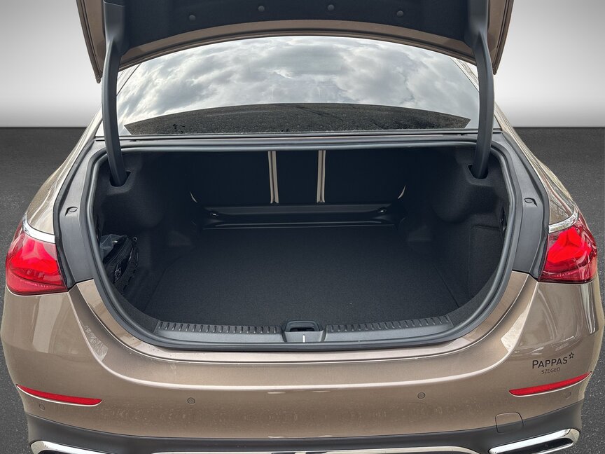 Mercedes-Benz E 200 D