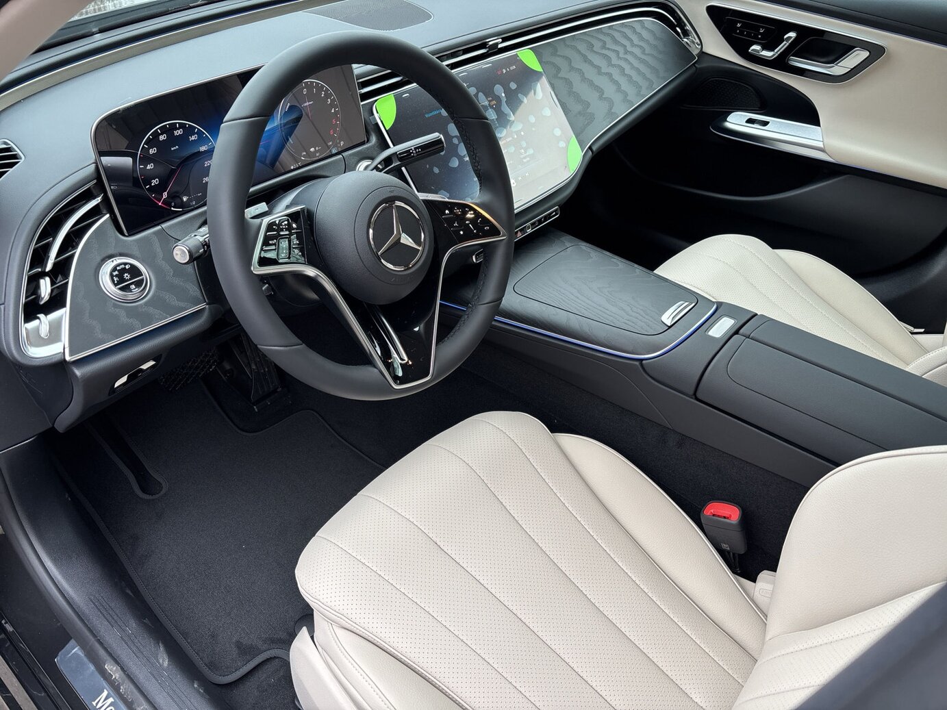 Mercedes-Benz E 300 de 4MATIC T-Modell mit EQ Hybrid Technologie
