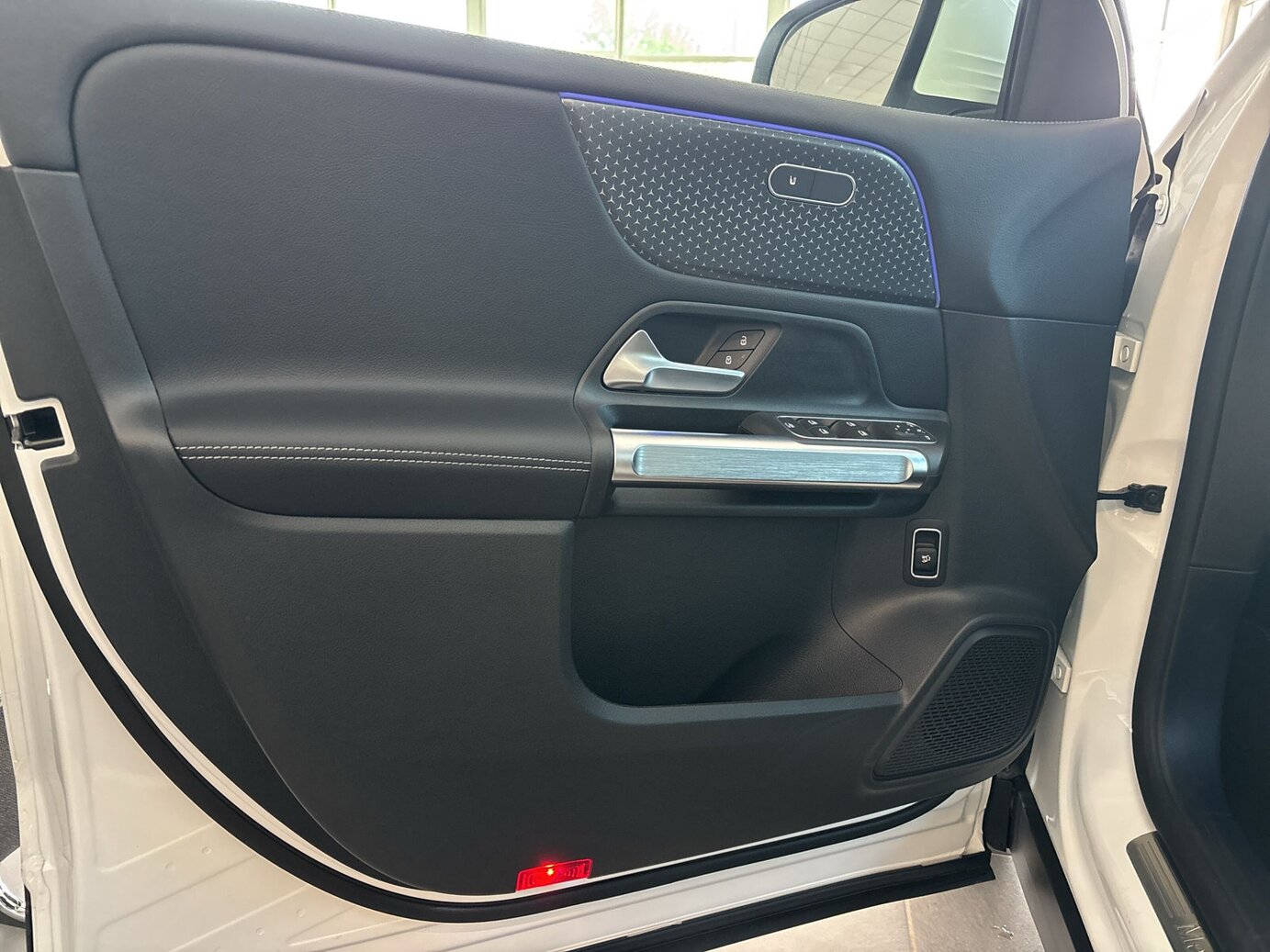 Mercedes-Benz GLB 180