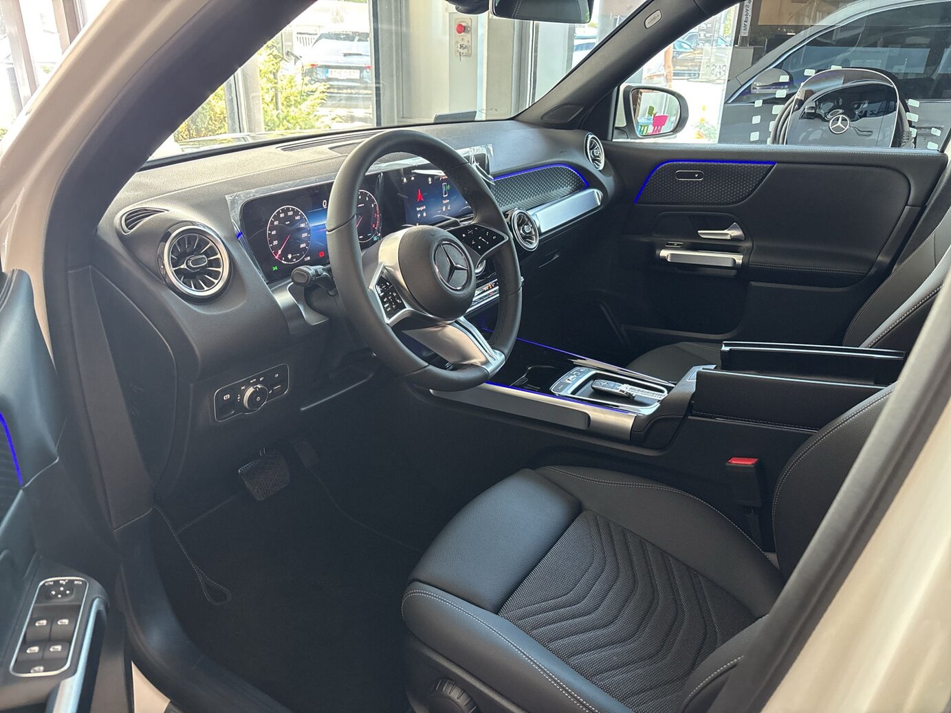 Mercedes-Benz GLB 180