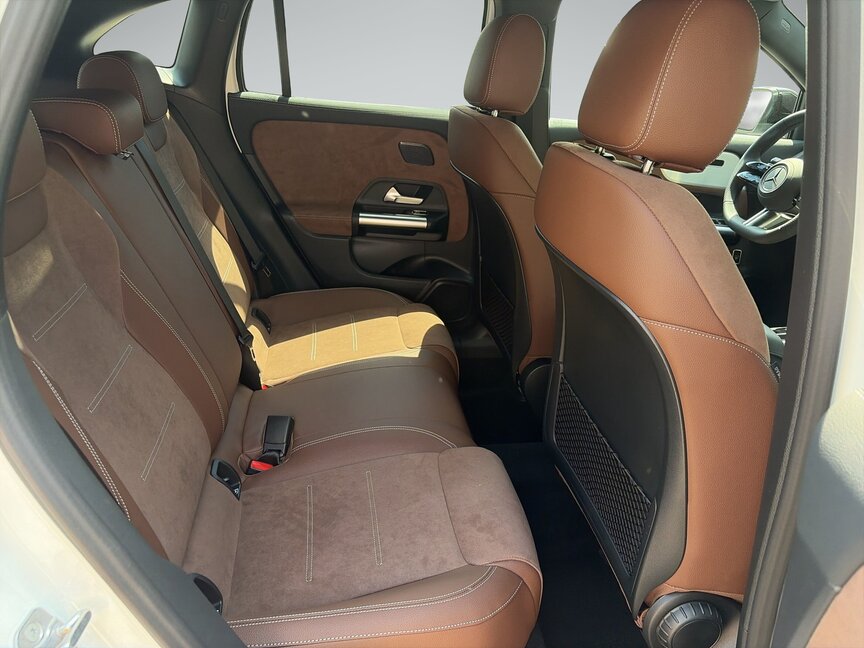 Mercedes-Benz GLA 180