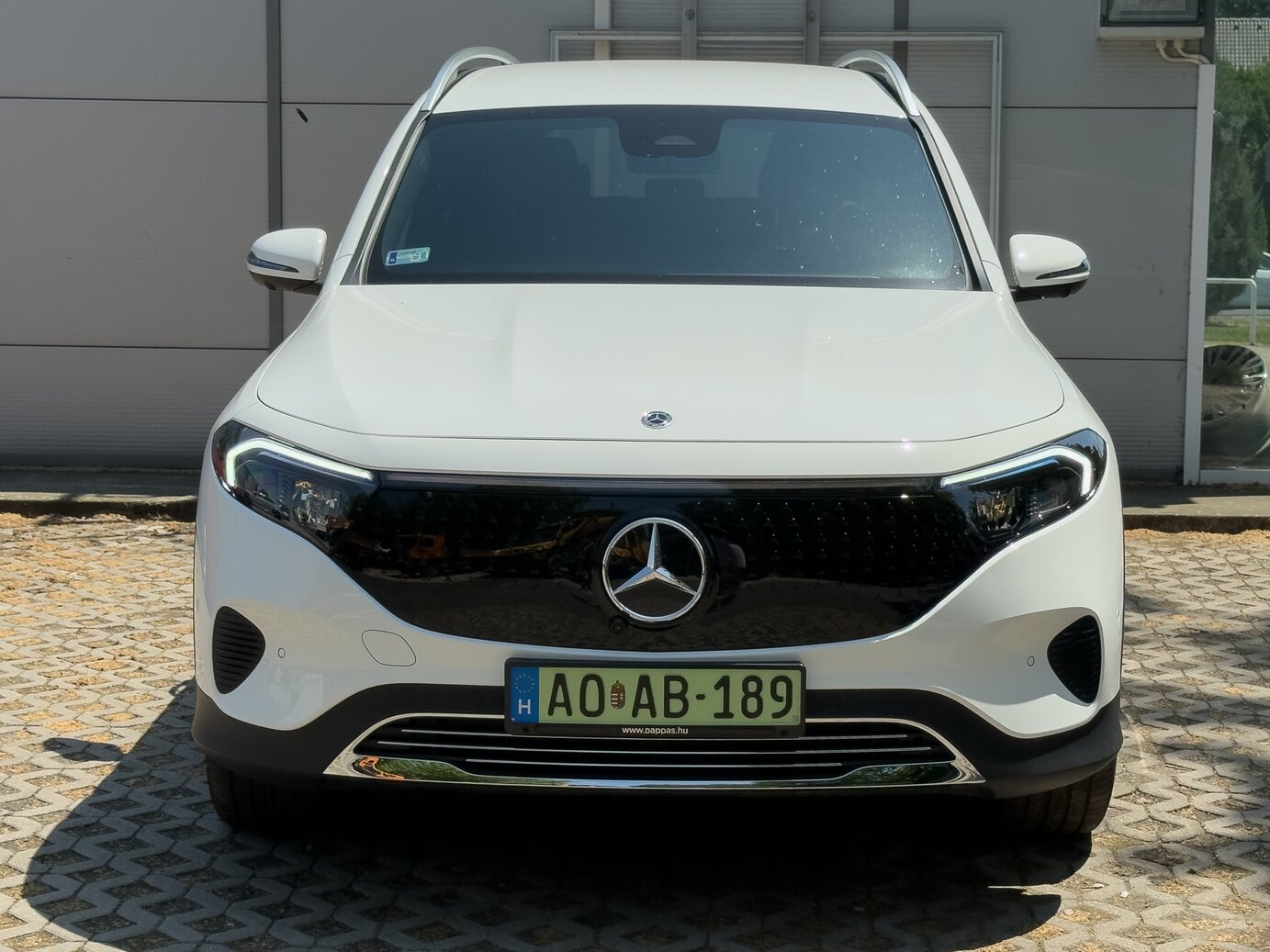 Mercedes-Benz EQB 250+