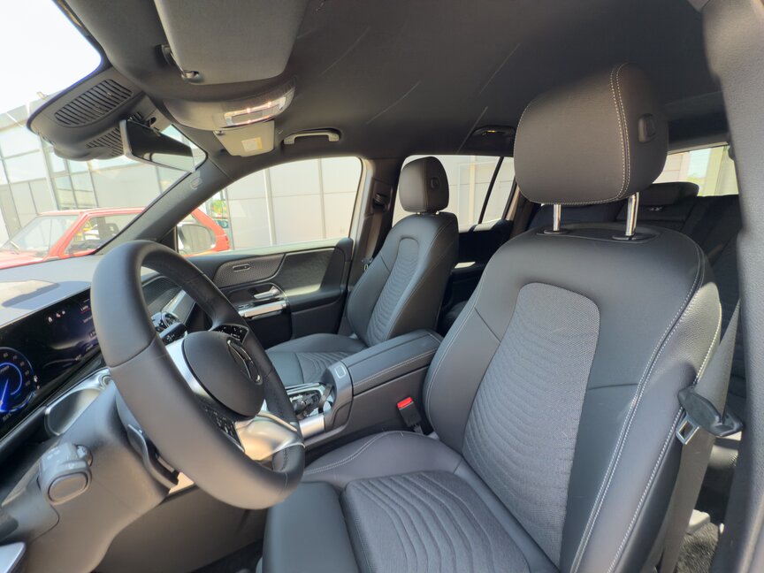 Mercedes-Benz EQB 250+