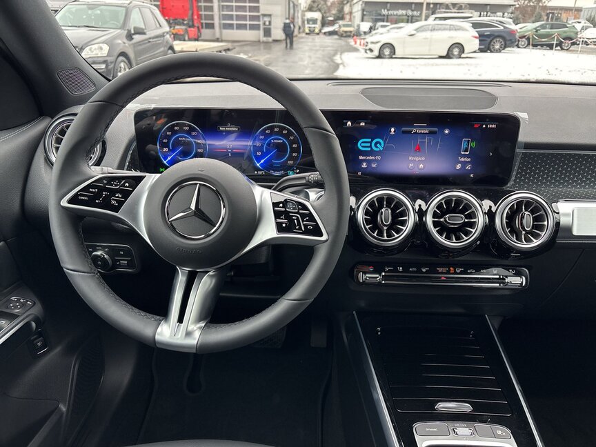 Mercedes-Benz EQB 250+