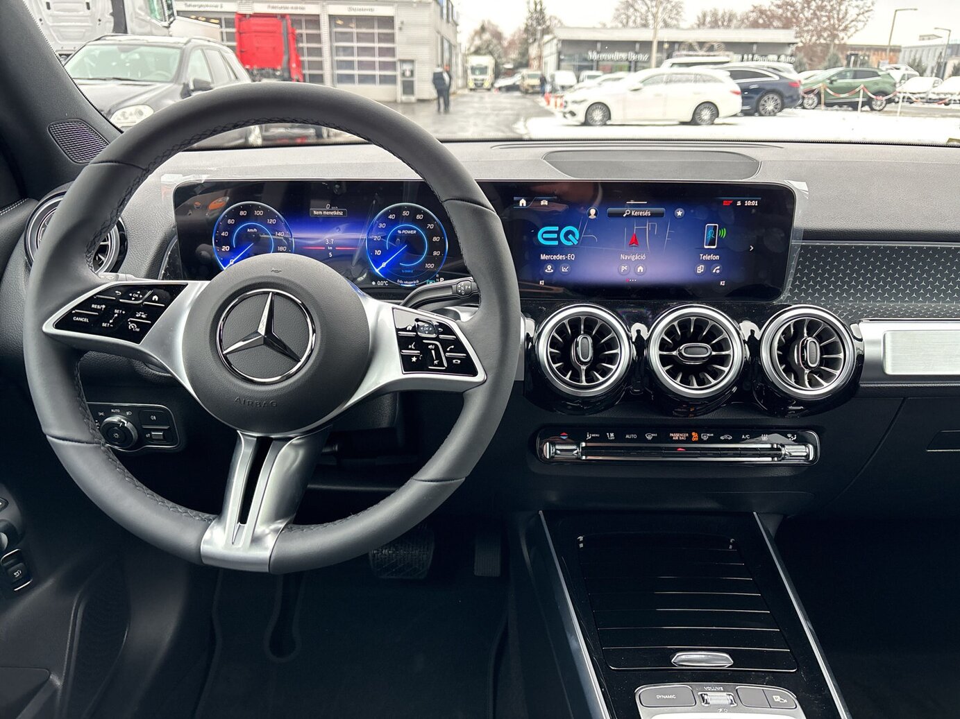 Mercedes-Benz EQB 250+