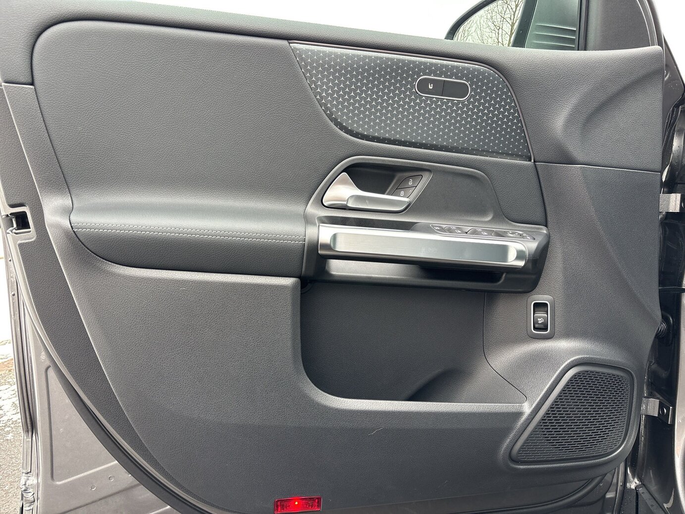 Mercedes-Benz EQB 250+