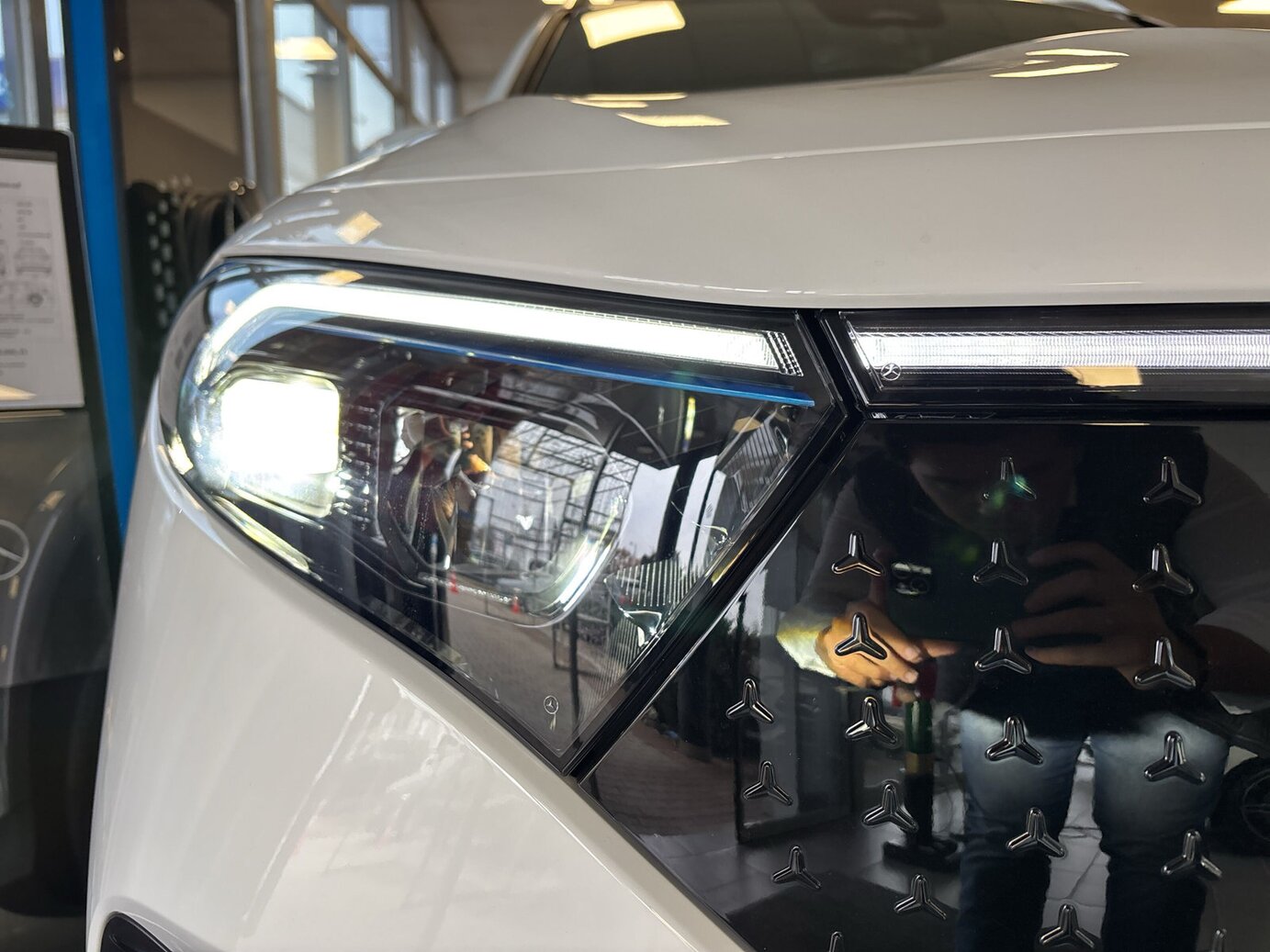 Mercedes-Benz EQB 250+