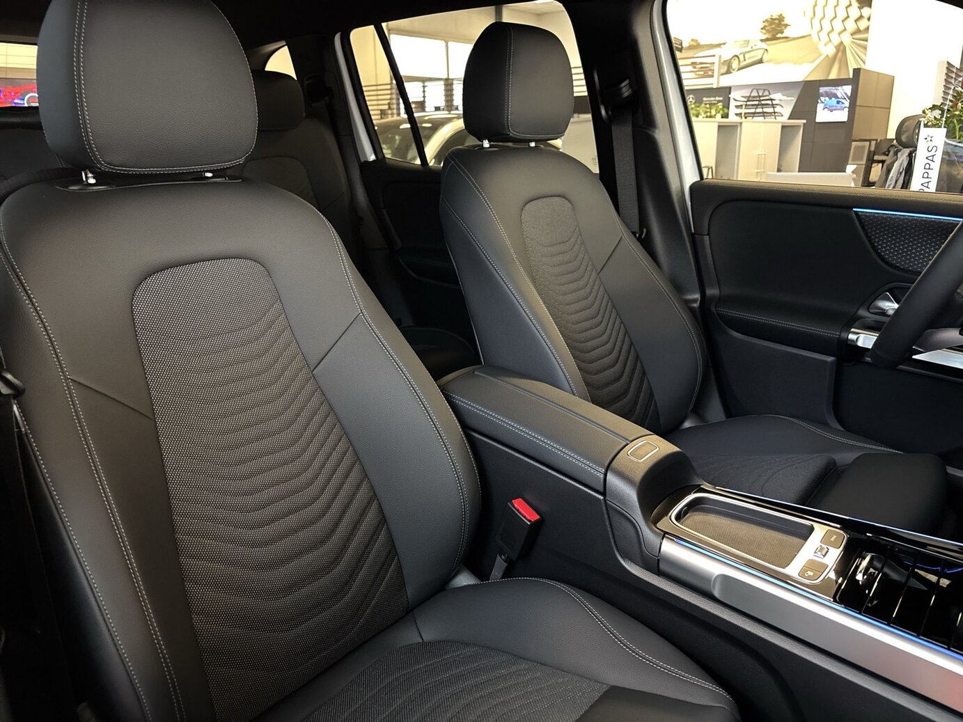 Mercedes-Benz EQB 250+