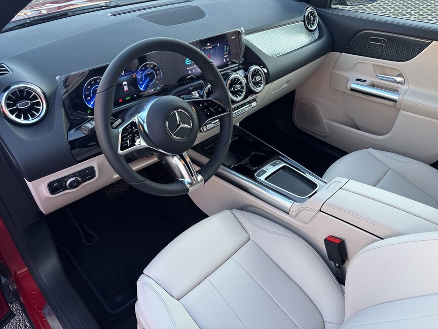 Mercedes-Benz EQA 250+