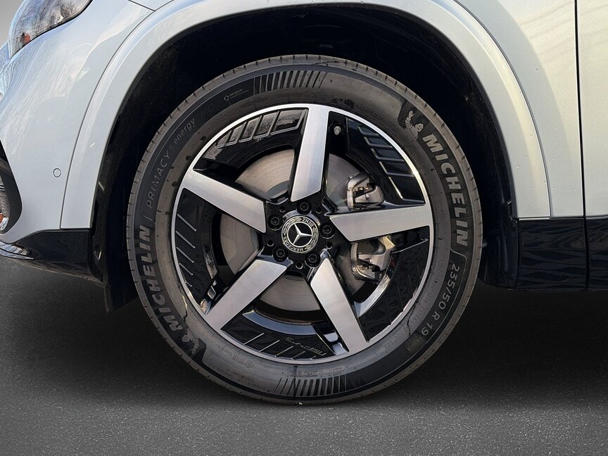 Mercedes-Benz GLB 250+ mit EQ Technologie