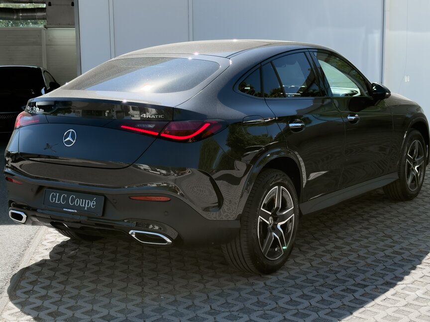 Mercedes-Benz GLC 300 de 4MATIC Coupé mit EQ Hybrid Technologie