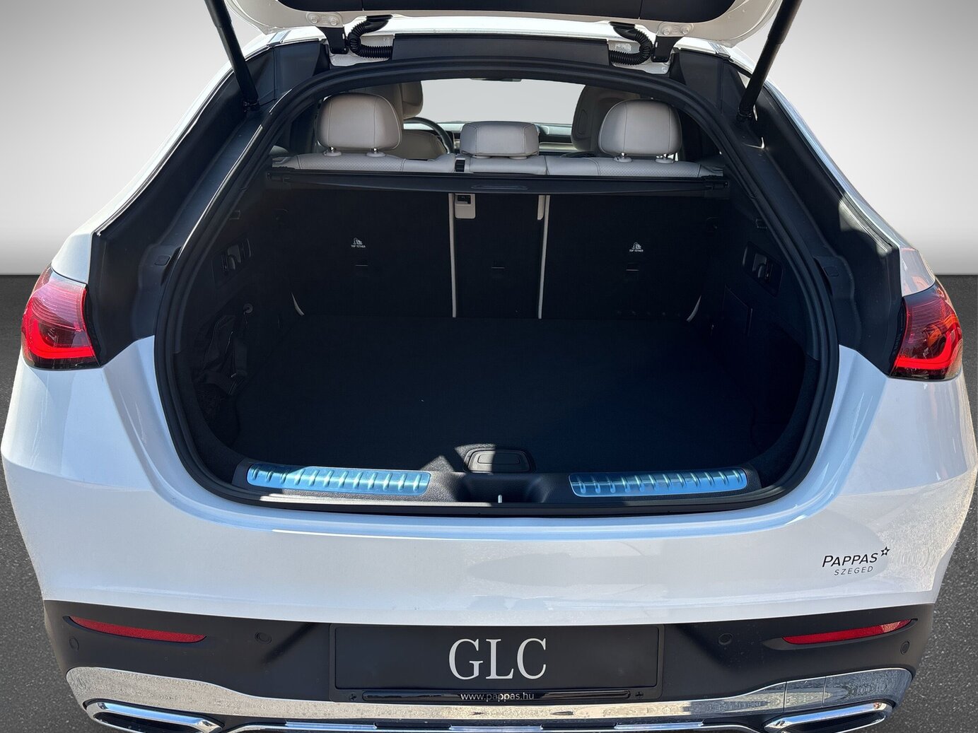 Mercedes-Benz GLC 300 de 4MATIC Coupé mit EQ Hybrid Technologie