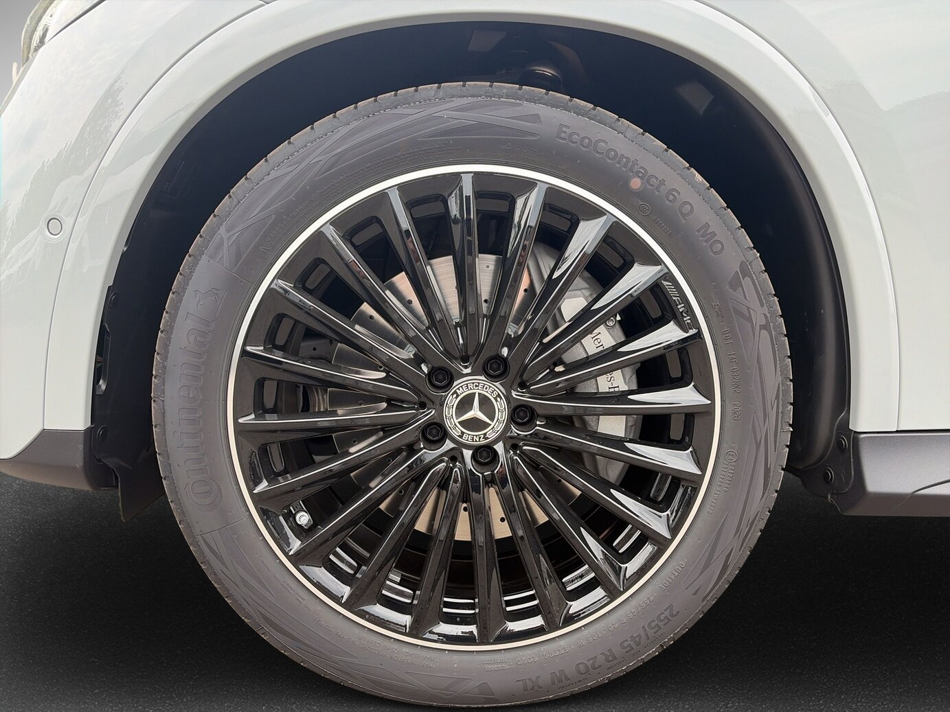 Mercedes-Benz GLC 200 d 4MATIC off-road vehicle