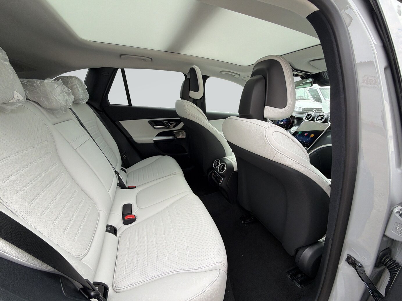 Mercedes-Benz GLC 200 d 4MATIC off-road vehicle