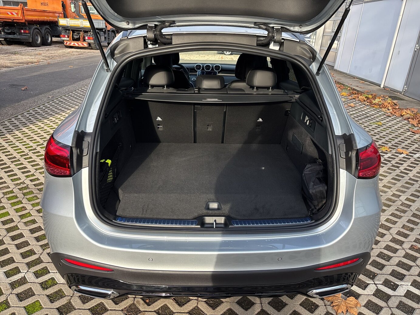 Mercedes-Benz GLC 300 de 4MATIC mit EQ Hybrid Technologie