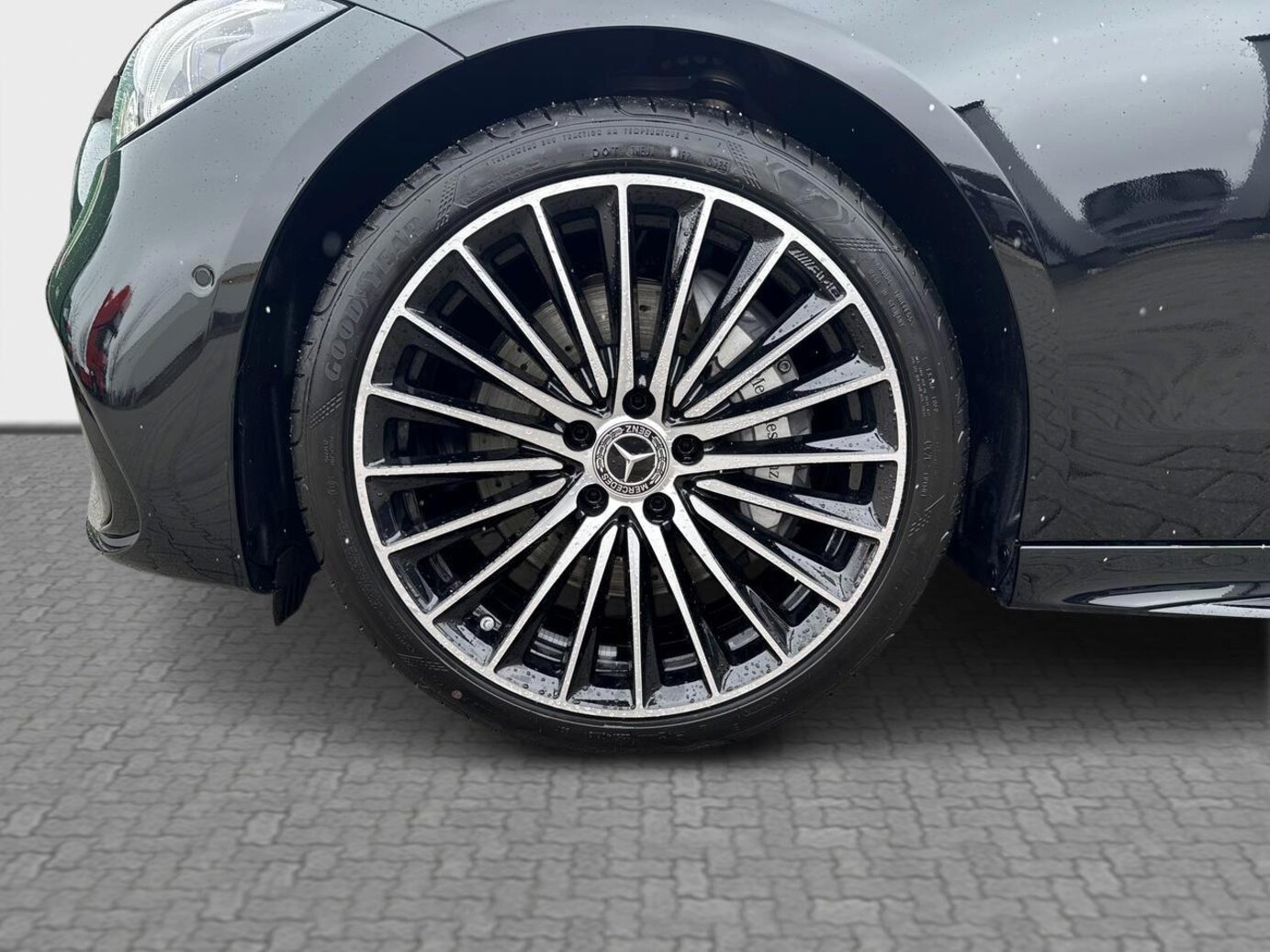 Mercedes-Benz C 200 4MATIC