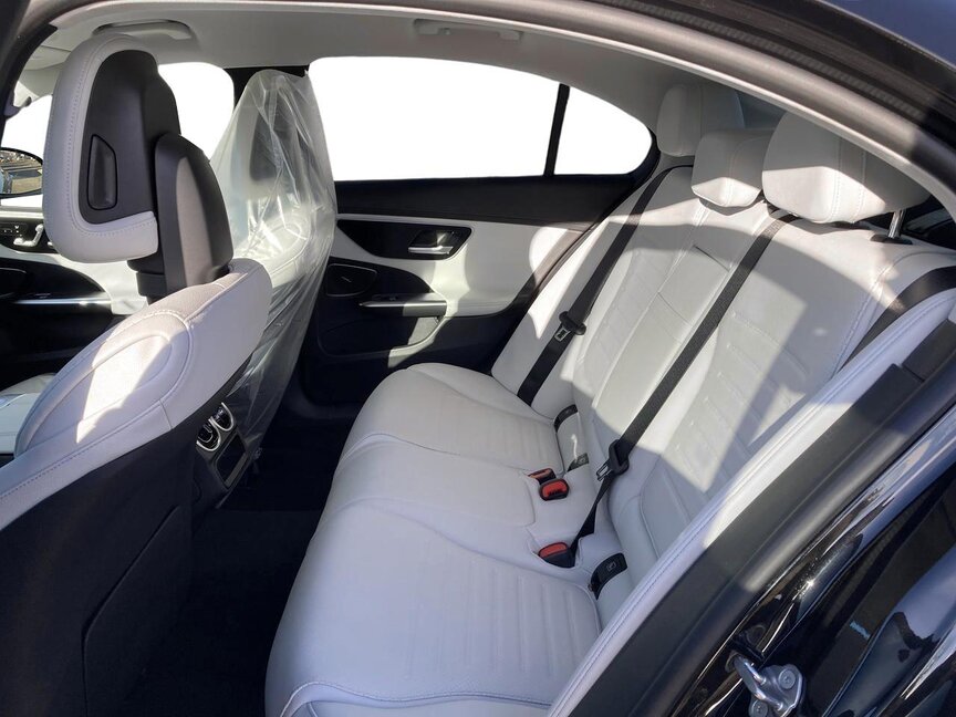 Mercedes-Benz C 300 e 4MATIC