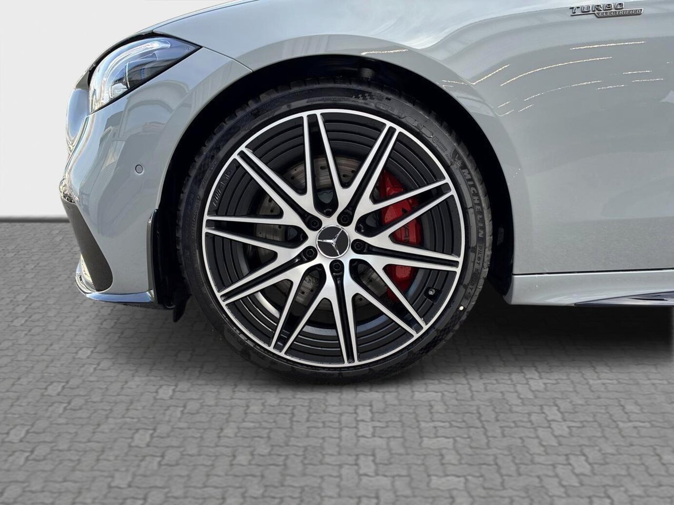 Mercedes-Benz AMG C 43 4M