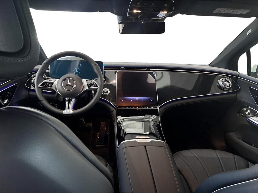 Mercedes-Benz EQE 300