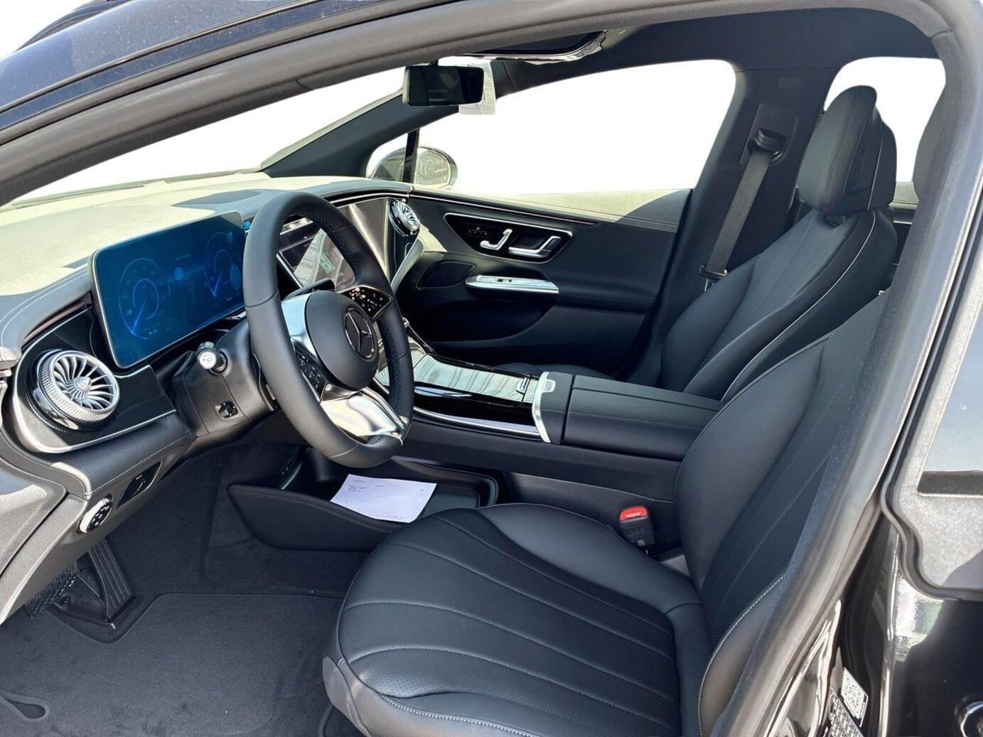 Mercedes-Benz EQE 300