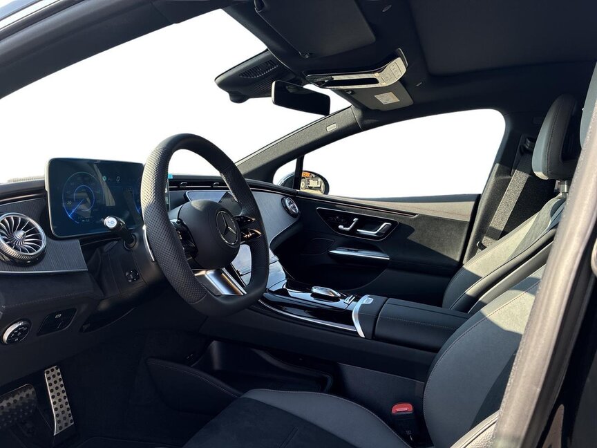 Mercedes-Benz EQE 300