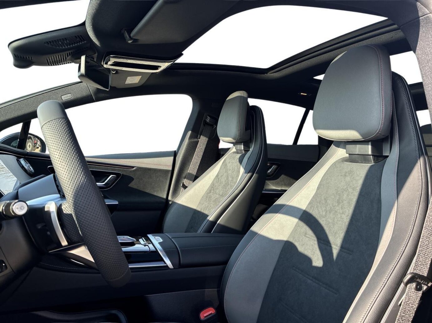 Mercedes-Benz EQE 300