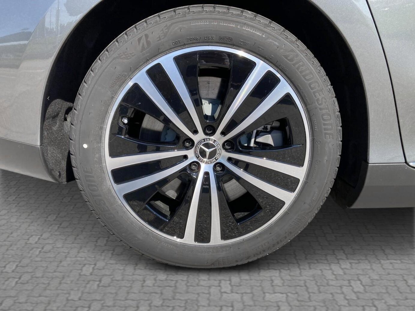 Mercedes-Benz EQE 350 4MATIC