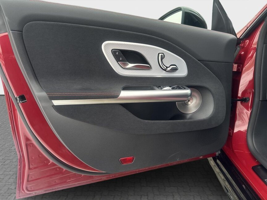 Mercedes-Benz CLA 250+ mit EQ Technologie