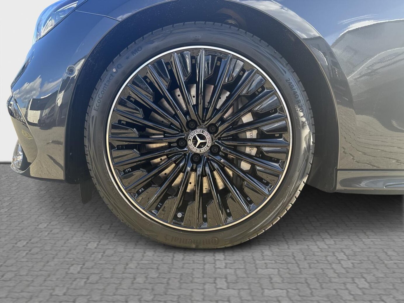 Mercedes-Benz E 220 d 4MATIC Limousine