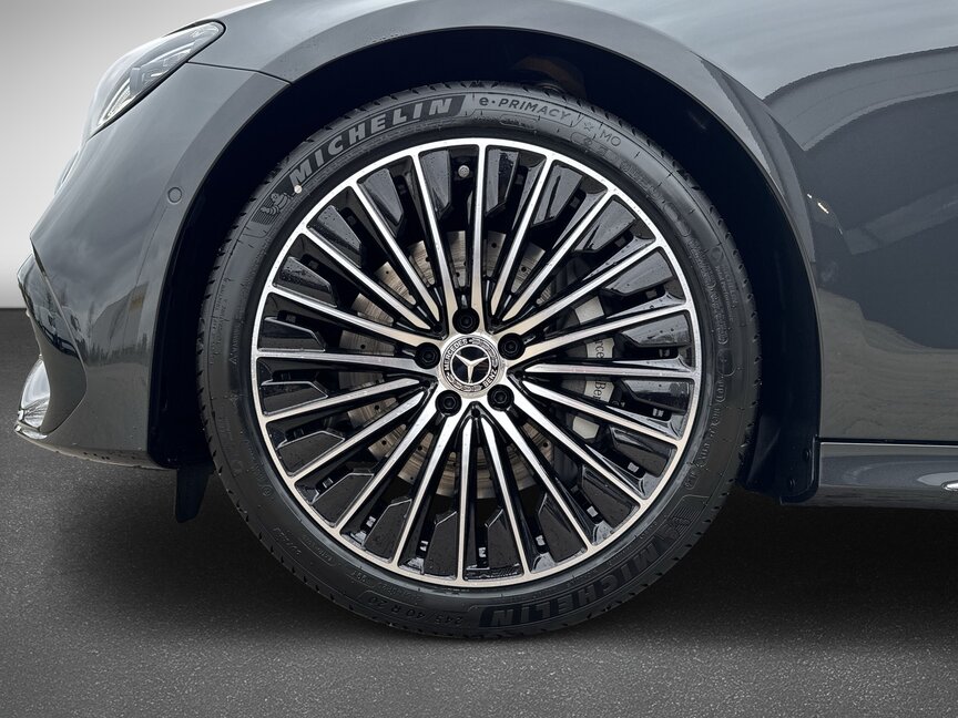 Mercedes-Benz E 220 d 4MATIC Limousine