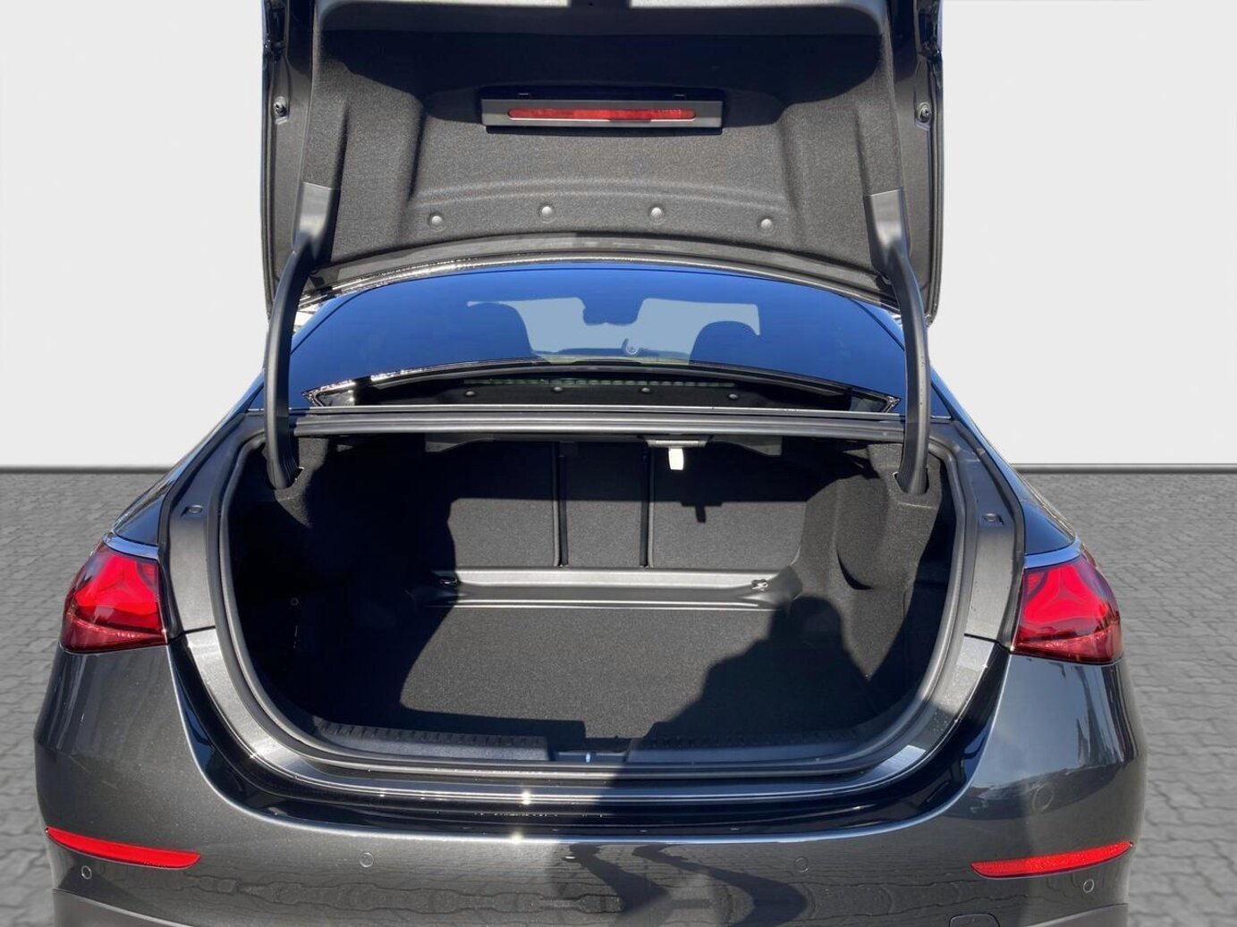 Mercedes-Benz E 220 d 4MATIC Limousine